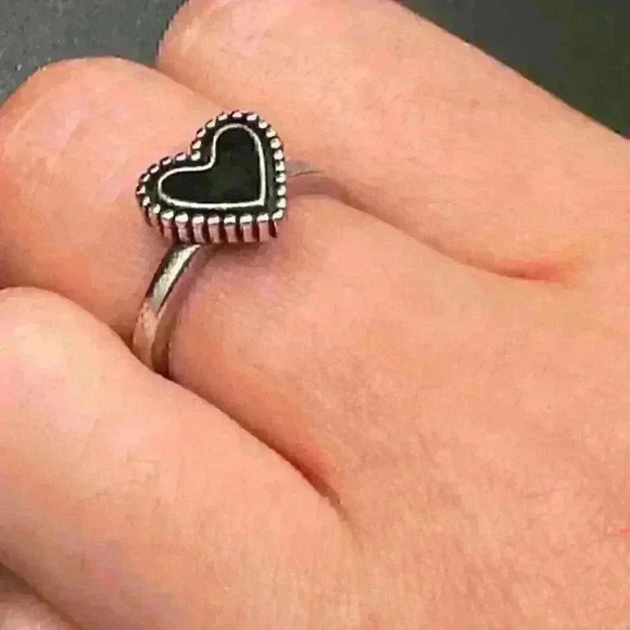 Y2k Rings - 2000's Jewelry - Grunge Rings - Aesthetic Grunge - y2k Aesthetic - Picture 2 of 3